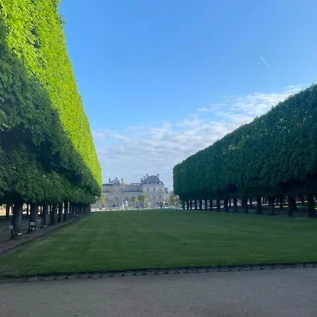 Charming For 4 On Blvd St Germain, 6 Paris